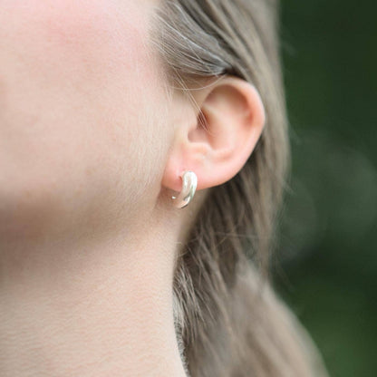Crescent Hug Earrings | 14K Gold Plated