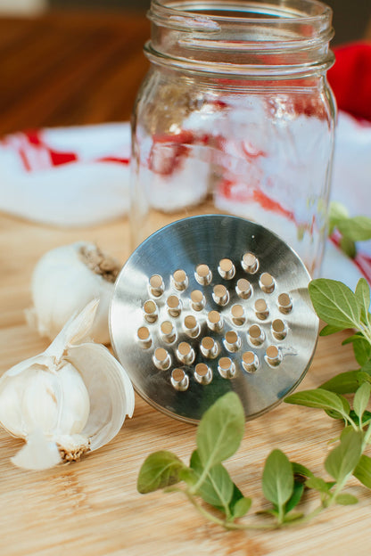 Grater Jar