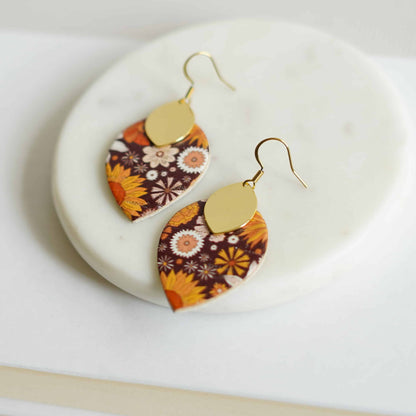 Retro Flower Leaf Earrings
