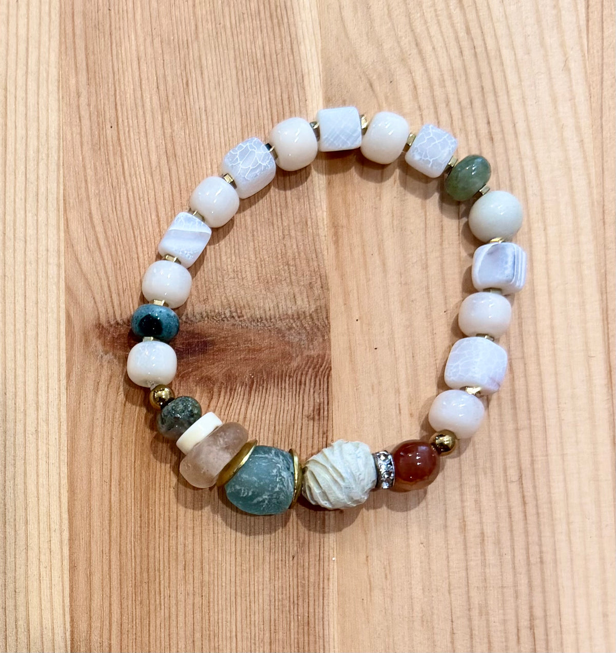 Noe Kai Bracelet Collection | Opal, Moonstone, Quartz, Agate, Pearl
