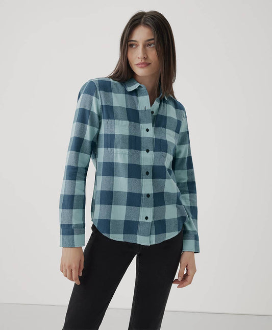 *Clearance item*- Women’s Fireside Flannel Button Up Shirt